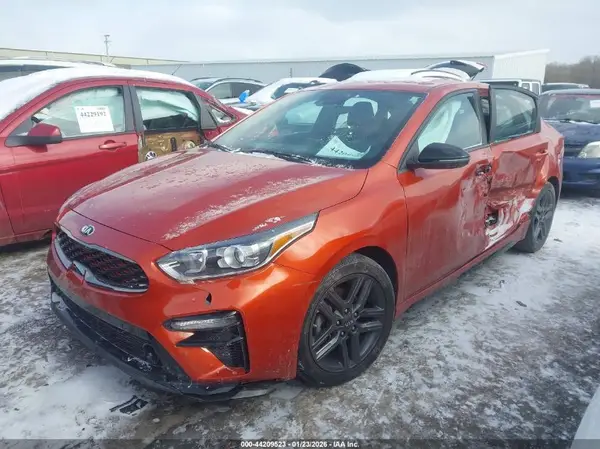 3KPF34AD9ME319954 2021 KIA FORTE - Image 2