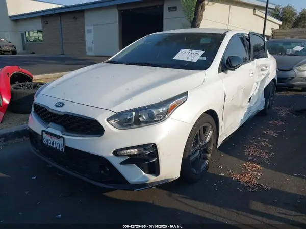 3KPF34AD9ME322501 2021 KIA FORTE - Image 2
