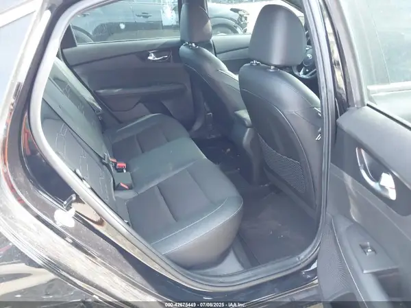 3KPF34AD9ME326628 2021 KIA FORTE - Image 8