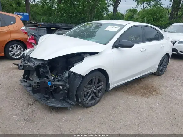 3KPF34AD9ME333644 2021 KIA FORTE - Image 2