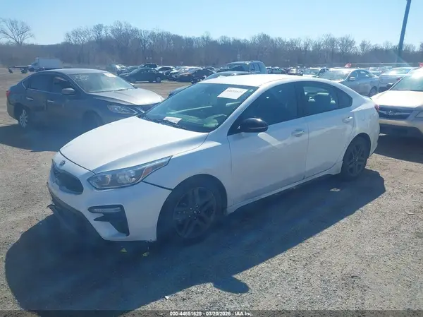 3KPF34AD9ME341114 2021 KIA FORTE - Image 2