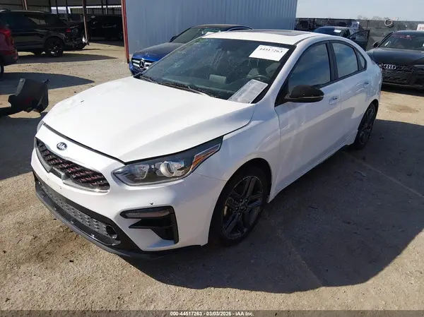 3KPF34AD9ME378809 2021 KIA FORTE - Image 2