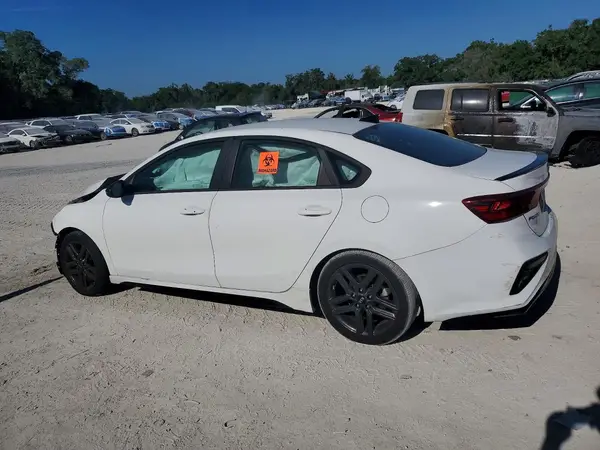 3KPF34AD9ME381774 2021 KIA FORTE - Image 2