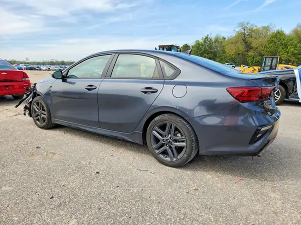 3KPF34AD9ME382505 2021 KIA FORTE - Image 2