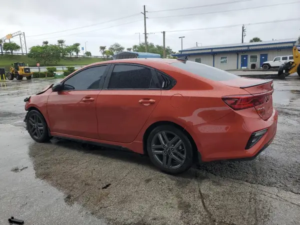 3KPF34AD9ME388465 2021 KIA FORTE - Image 2