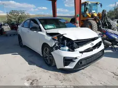3KPF34AD9ME390264 2021 KIA FORTE