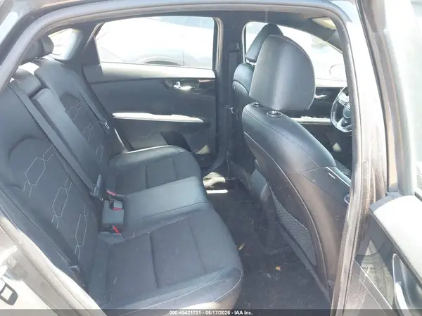 3KPF34AD9ME392788 2021 KIA FORTE - Image 8