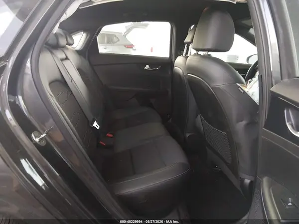 3KPF34AD9ME393262 2021 KIA FORTE - Image 8
