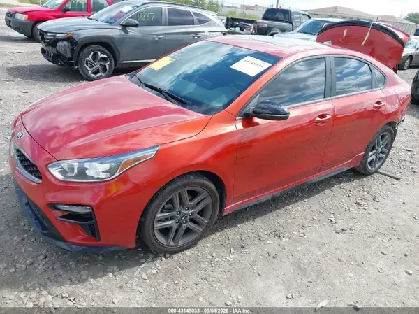 3KPF34AD9ME398185 2021 KIA FORTE - Image 2