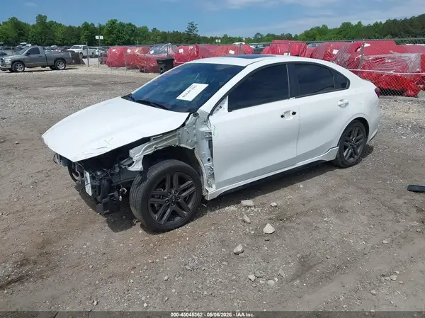 3KPF34AD9ME402834 2021 KIA FORTE - Image 2