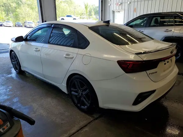 3KPF34AD9ME405667 2021 KIA FORTE - Image 2