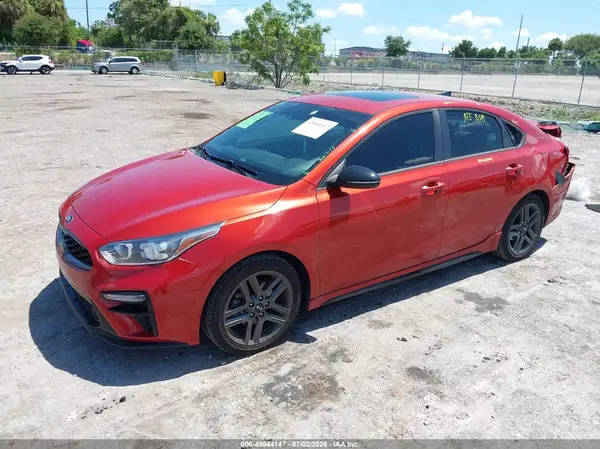 3KPF34AD9ME409976 2021 KIA FORTE - Image 2