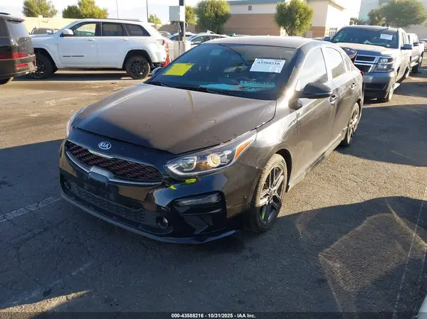 3KPF34AD9ME412506 2021 KIA FORTE - Image 2