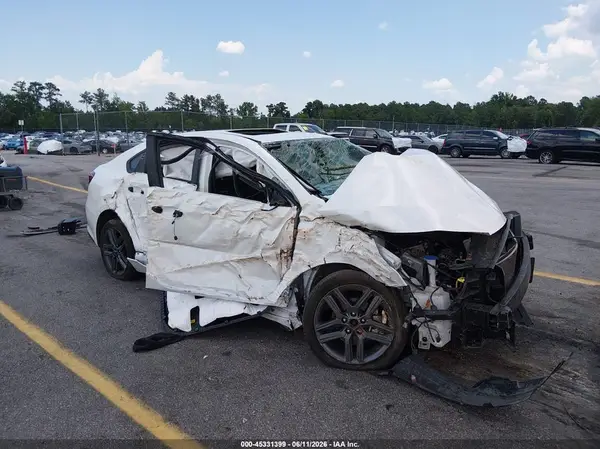 3KPF34AD9ME418497 2021 KIA FORTE - Image 1