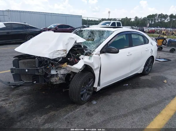 3KPF34AD9ME418497 2021 KIA FORTE - Image 2