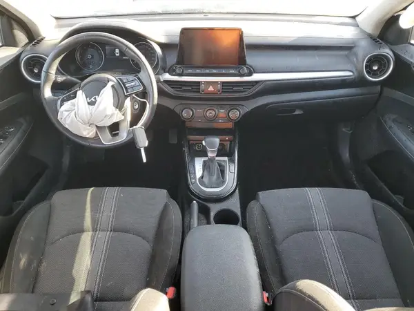 3KPF34AD9NE459780 2022 KIA FORTE - Image 8