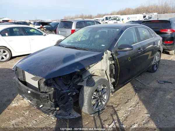 3KPF34AD9NE479379 2022 KIA FORTE - Image 2
