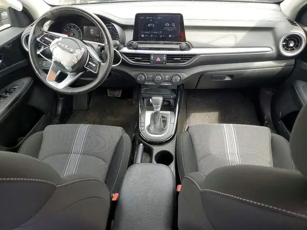 3KPF34AD9NE481035 2022 KIA FORTE - Image 8
