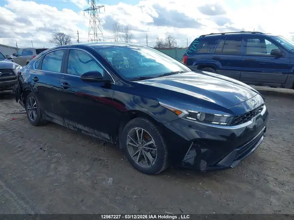3KPF34AD9PE595541 2023 KIA FORTE - Image 1
