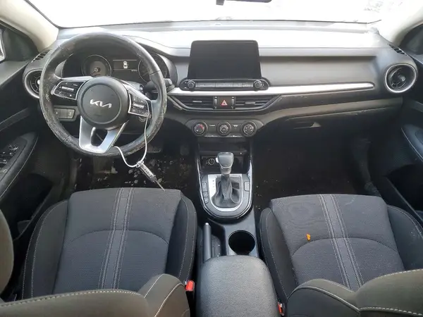 3KPF34AD9PE599945 2023 KIA FORTE - Image 8