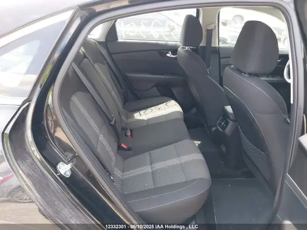 3KPF34AD9PE678760 2023 KIA FORTE - Image 8