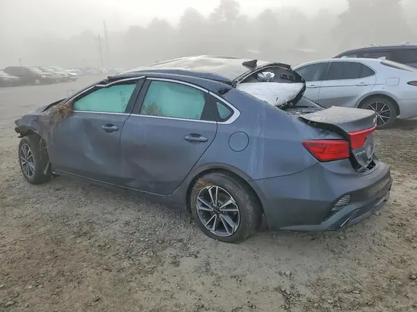 3KPF34AD9PE692965 2023 KIA FORTE - Image 2