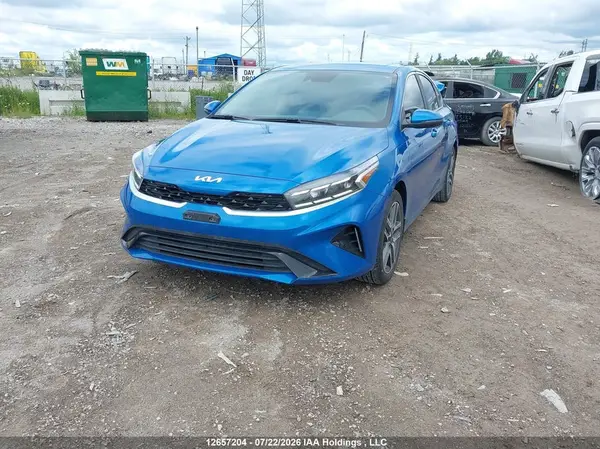 3KPF34AD9RE735882 2024 KIA FORTE - Image 2