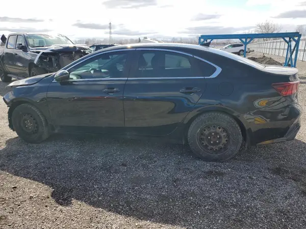 3KPF34AD9RE755968 2024 KIA FORTE - Image 2