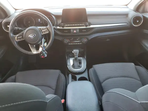 3KPF34ADXKE011527 2019 KIA FORTE - Image 8