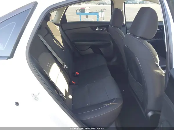 3KPF34ADXKE022642 2019 KIA FORTE - Image 8
