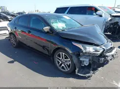 3KPF34ADXKE037660 2019 KIA FORTE