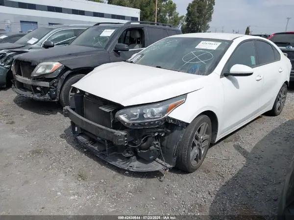 3KPF34ADXKE043023 2019 KIA FORTE - Image 2
