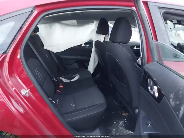3KPF34ADXKE105522 2019 KIA FORTE - Image 8