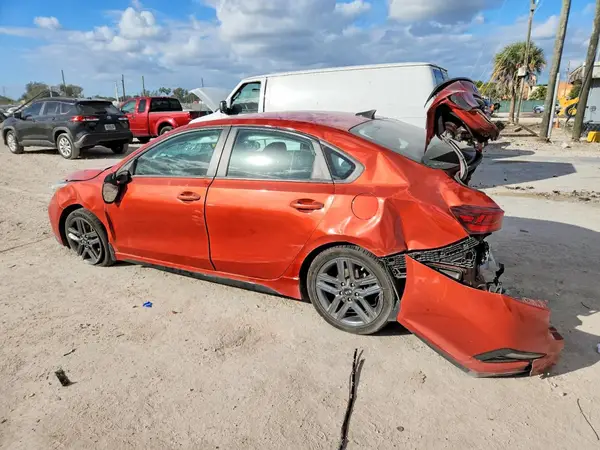 3KPF34ADXLE258743 2020 KIA FORTE - Image 2