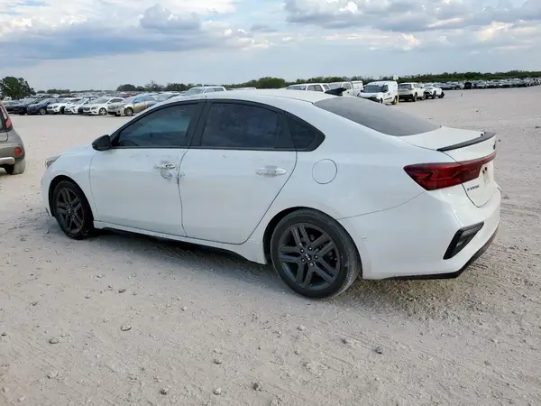 3KPF34ADXME264804 2021 KIA FORTE - Image 2