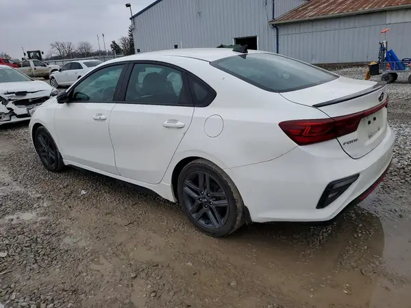 3KPF34ADXME264818 2021 KIA FORTE - Image 2