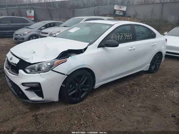 3KPF34ADXME278279 2021 KIA FORTE - Image 2