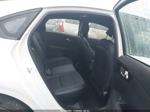 3KPF34ADXME278279 2021 KIA FORTE - Image 8