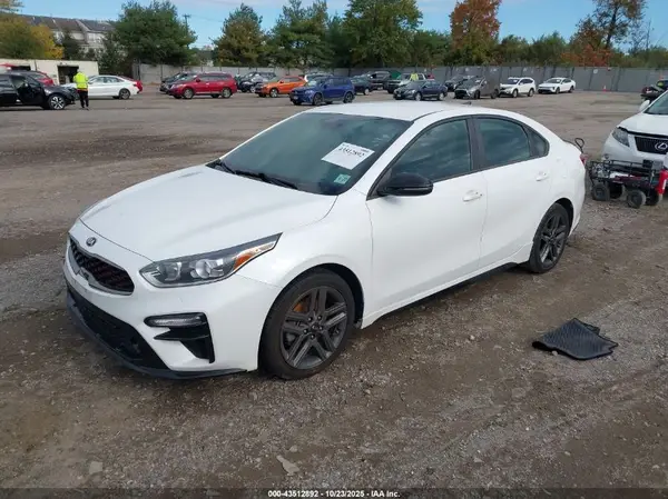 3KPF34ADXME310471 2021 KIA FORTE - Image 2