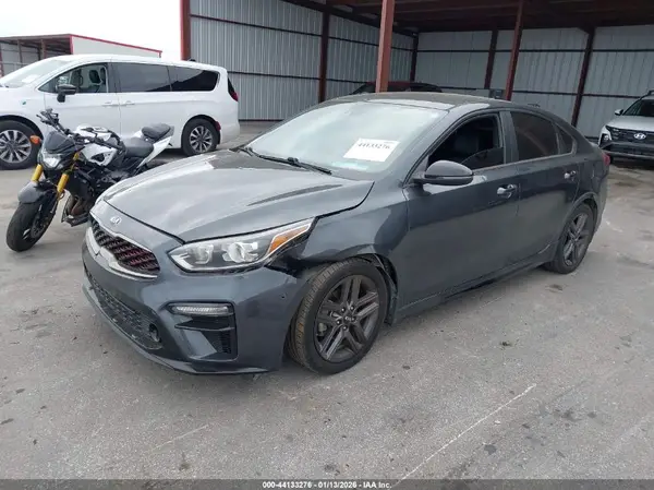 3KPF34ADXME326203 2021 KIA FORTE - Image 2