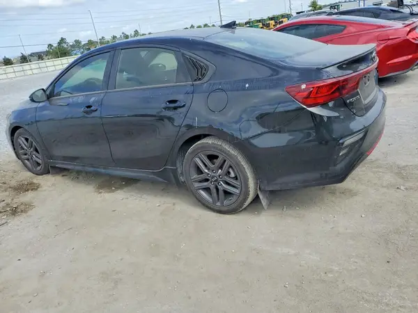 3KPF34ADXME331319 2021 KIA FORTE - Image 2