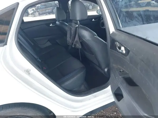 3KPF34ADXME342191 2021 KIA FORTE - Image 8