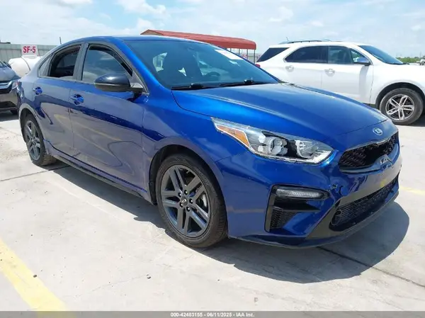 3KPF34ADXME347827 2021 KIA FORTE - Image 1