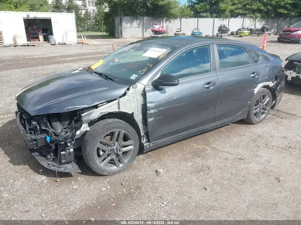 3KPF34ADXME367690 2021 KIA FORTE - Image 2
