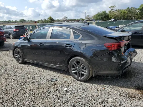 3KPF34ADXME374901 2021 KIA FORTE - Image 2