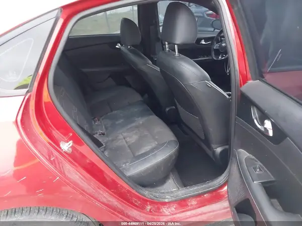 3KPF34ADXME384621 2021 KIA FORTE - Image 8