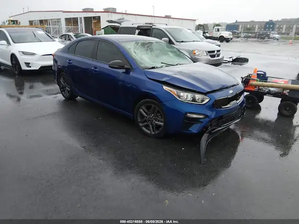 3KPF34ADXME400865 2021 KIA FORTE - Image 1