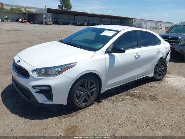 3KPF34ADXME409095 2021 KIA FORTE - Image 2