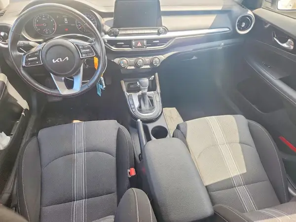 3KPF34ADXPE540810 2023 KIA FORTE - Image 8
