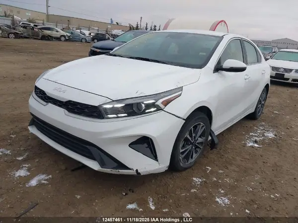 3KPF34ADXPE559468 2023 KIA FORTE - Image 2